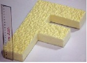 聚氨酯外墙保温施工天然的胶粘材料(图1)